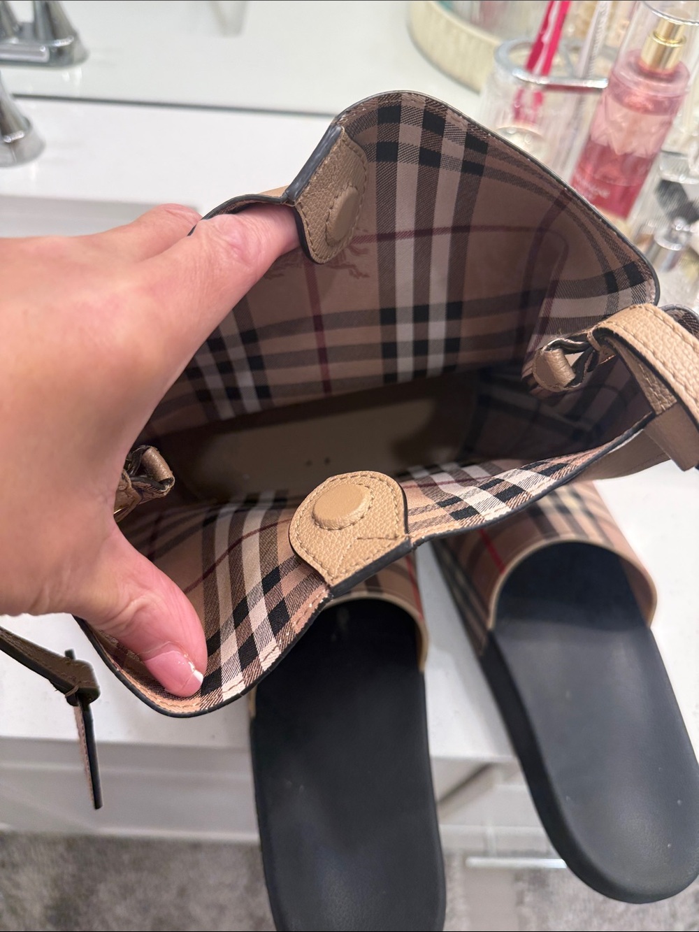Burberry Beige Check Slide Sandals with Black Footbed - Picture 2 of 6